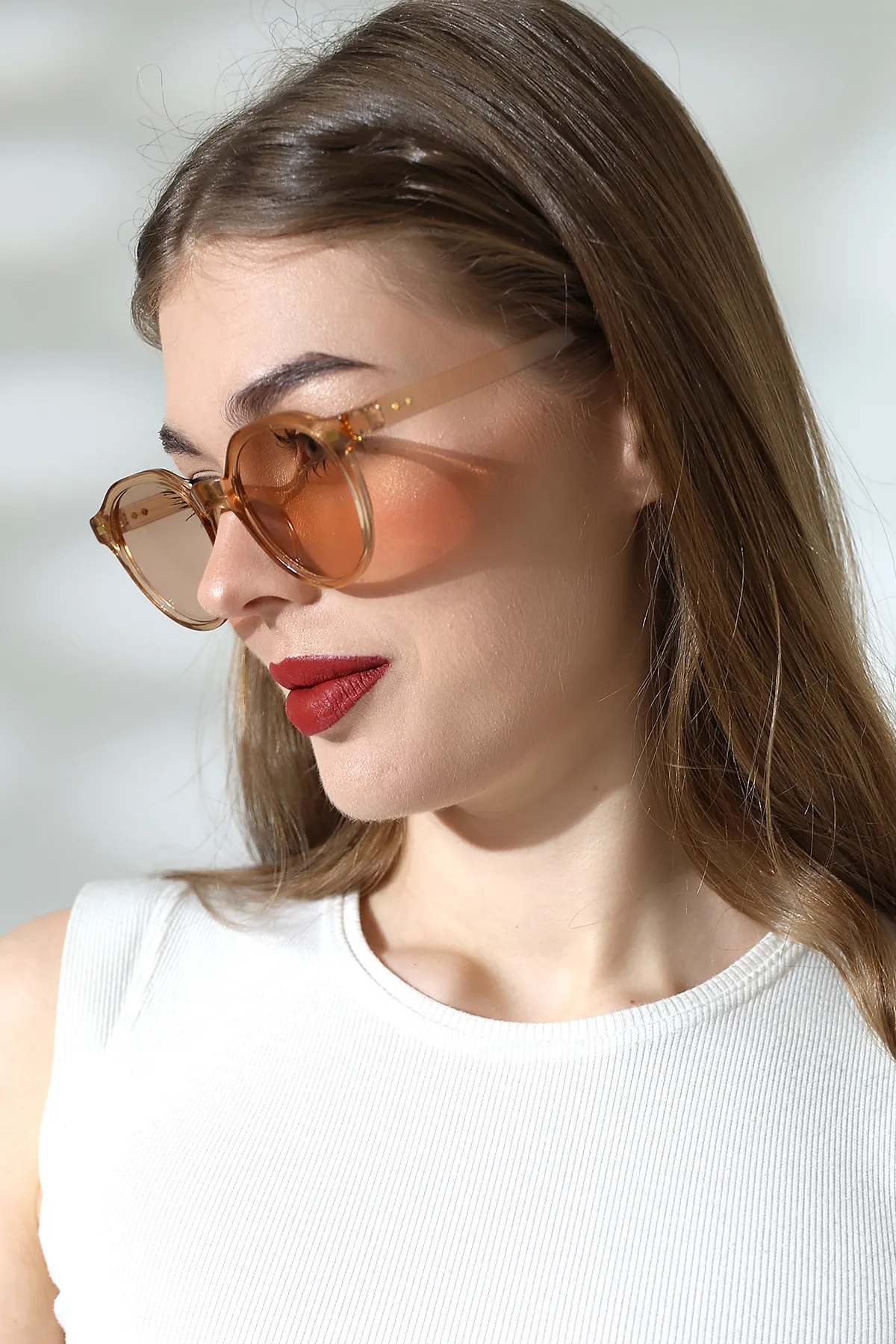 Kadın Aksesuarlı Oval Bal Rengi Güneş Gözlüğü 23007 c4 Kadın Aksesuarlı Oval Bal Rengi Güneş Gözlüğü 23007 c4