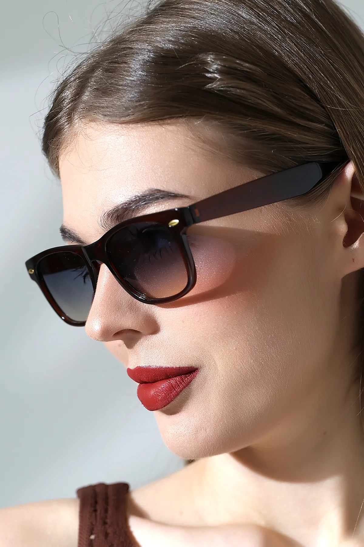 Kadın Kahverengi Wayfare Açık Renk Cam Güneş Gözlüğü Garson Boy 23010 C3 A Kadın Kahverengi Wayfare Açık Renk Cam Güneş Gözlüğü Garson Boy 23010 C3 A