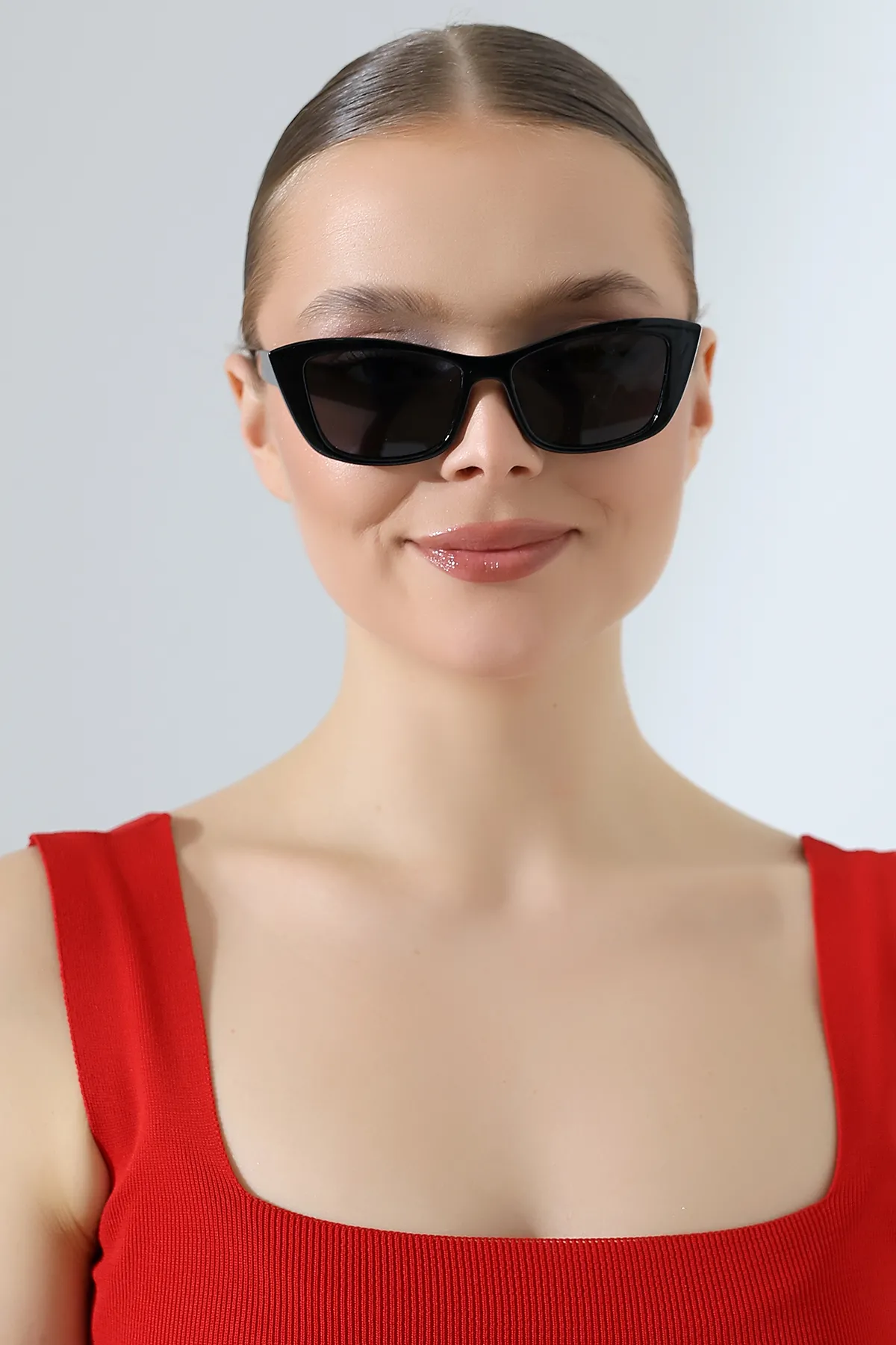 Kadın Siyah Cat Eyes Güneş Gözlüğü 23009 C2 Kadın Siyah Cat Eyes Güneş Gözlüğü 23009 C2