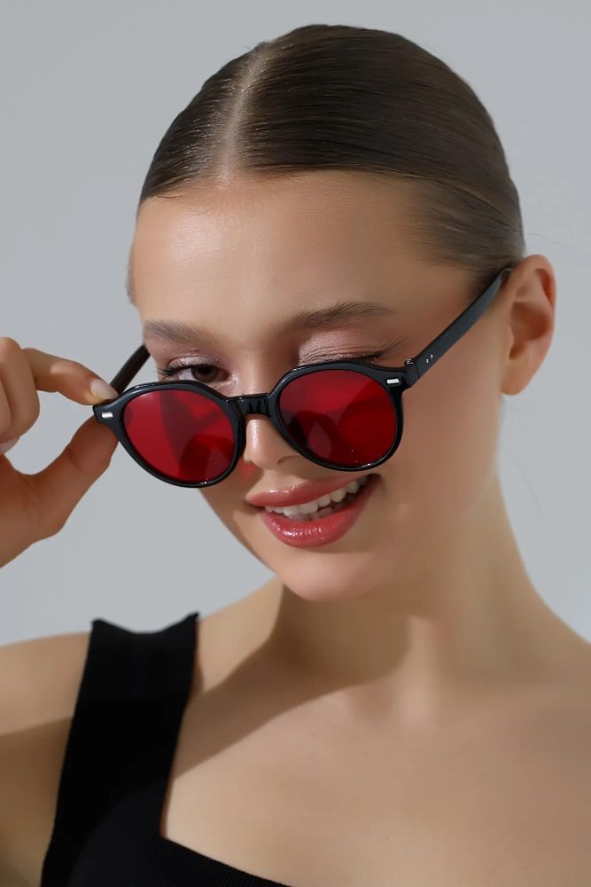 Kadın Aksesuarlı Oval Kırmız Cam Güneş Gözlüğü 23007 c2 k