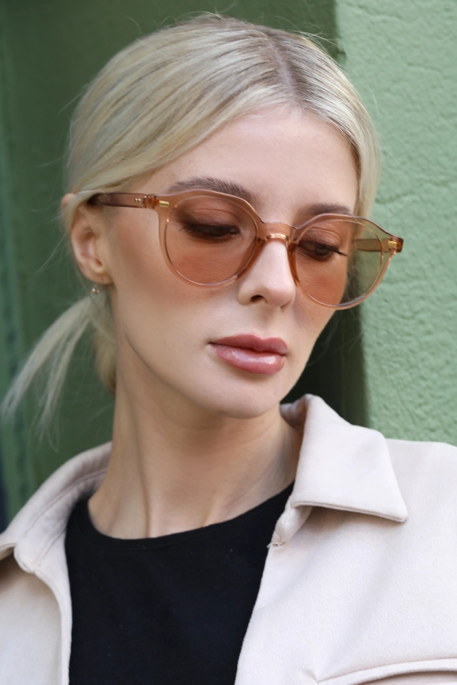 Kadın Bal Rengi Oval Güneş Gözlüğü