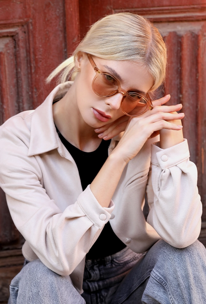 Kadın Bal Rengi Oval Güneş Gözlüğü