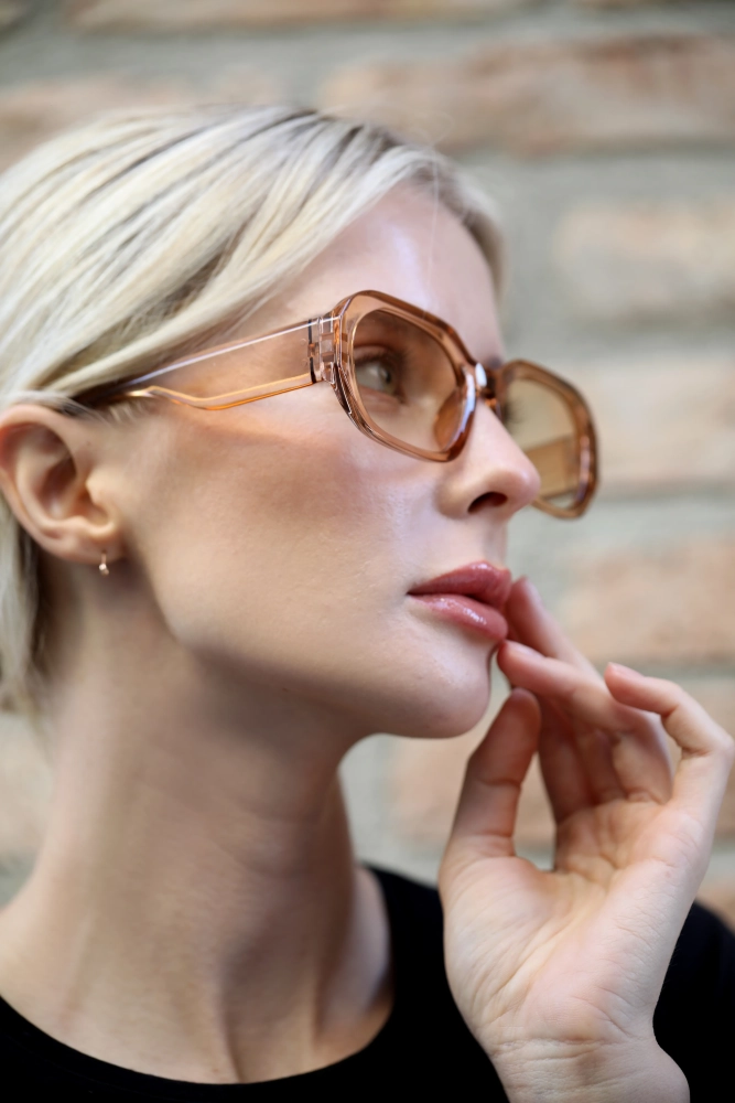 Kadın Bal Rengi Oversized Retro Güneş Gözlüğü