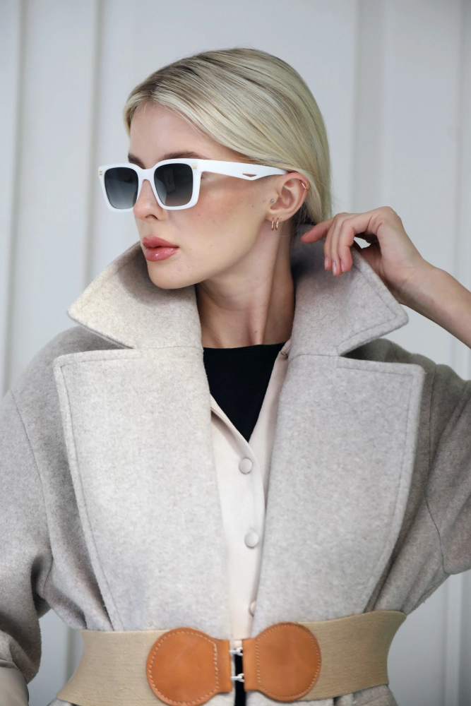 Kadın Beyaz  Kare Çerçeve Aksesuarlı Güneş Gözlüğü