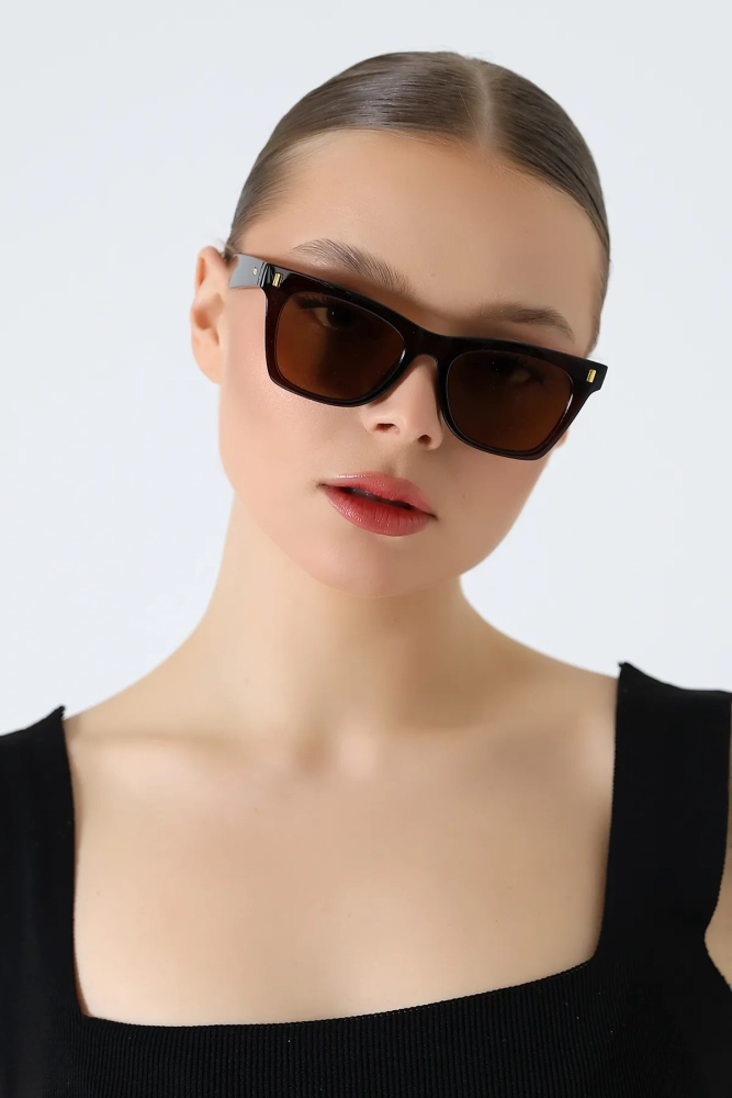 Kadın Kahverengi Kare Koyu Renk Cam Güneş Gözlüğü 23014 C3 K