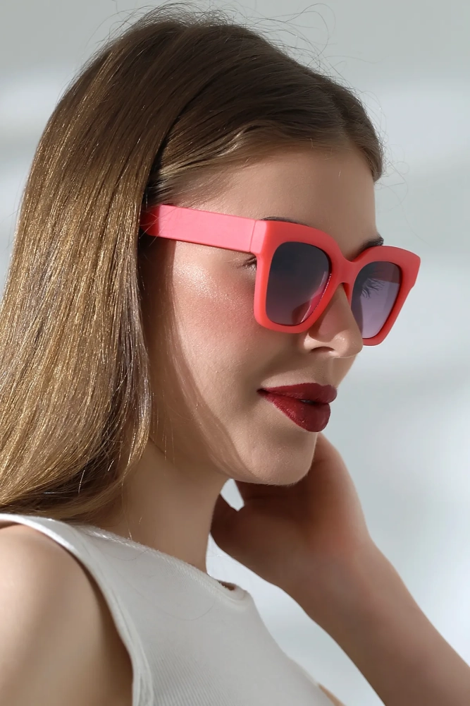 Kadın Kare Pembe Renkli Cam Mat Güneş Gözlüğü Garson Boy 23048-1 c35 M