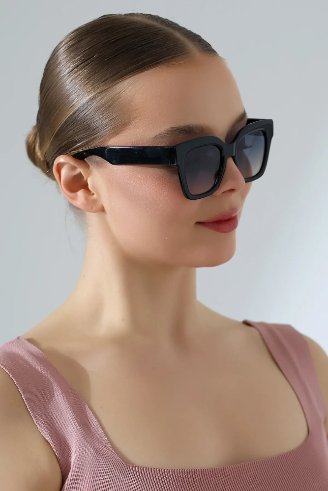 Kadın Kare Siyah Parlak Güneş Gözlüğü Garson Boy 23048-1 c2 