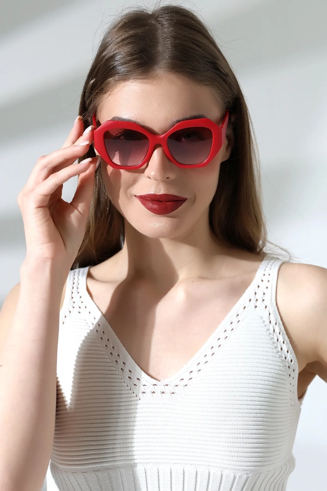 Kadın Oval Kırmızı Renkli Cam Mat Güneş Gözlüğü Garson Boy 23047-2 c9 m