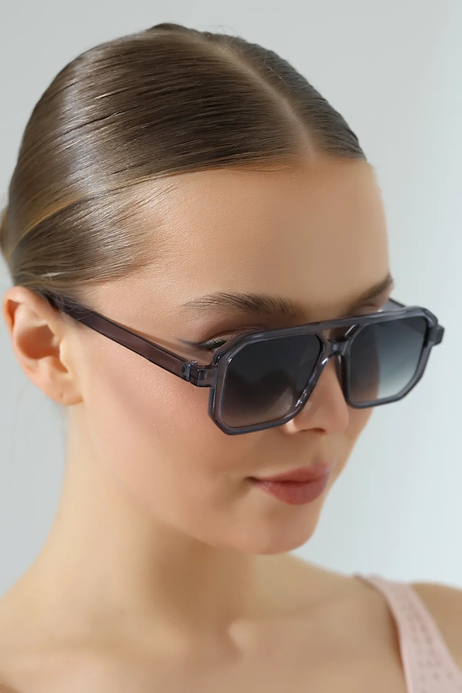 Kadın Retro Kare Gri Güneş Gözlüğü 23001-1 C5