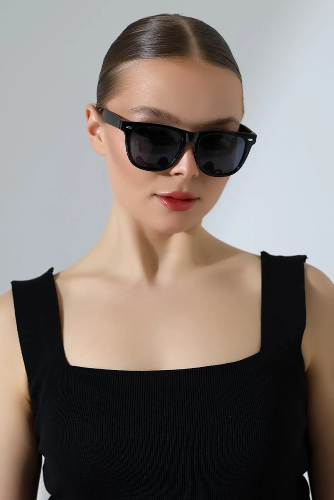 Kadın Wayfare Siyah Polarize Güneş Gözlüğü 23045-2 c02 p