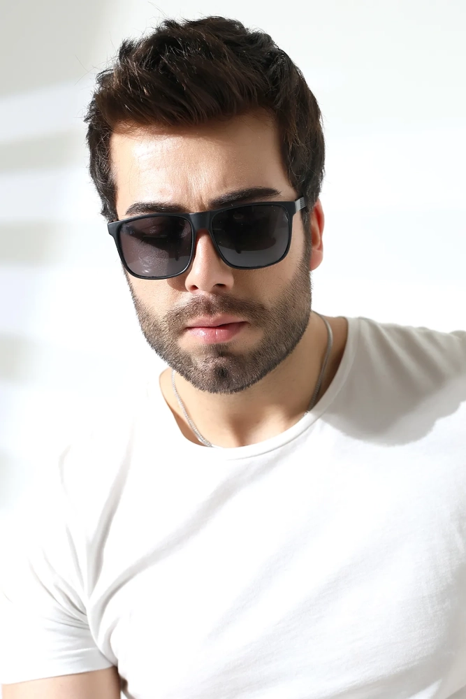 Erkek Kare Aksesuarlı Polarize Güneş Gözlüğü 23062 C2 P Erkek Kare Aksesuarlı Polarize Güneş Gözlüğü 23062 C2 P